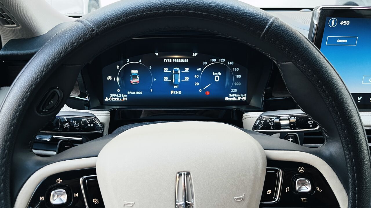 Hofuf, Vehicles, Cars & Trucks , SAR 155000,  Lincoln Corsair,  2025,  Automatic,  5000 KM,   Reserve