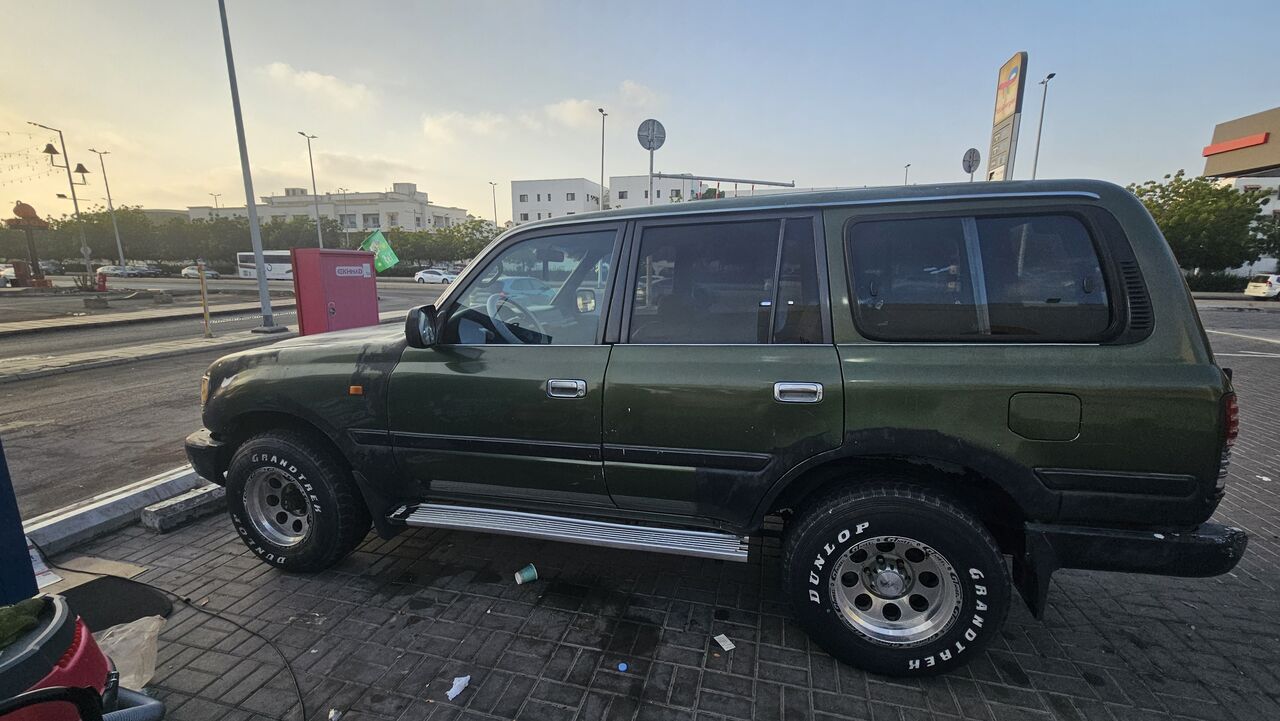 Jeddah, Vehicles, Cars & Trucks , SAR 15000,  Toyota Land Cruiser,  1996,  Manual,  611000 KM,  Old Land Cruiser لاند كروزر للبيع