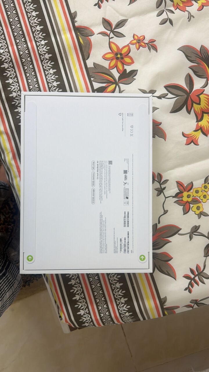 Riyadh, Tablet Computers, SAR 5300,  Apple Macbook M5 Silver