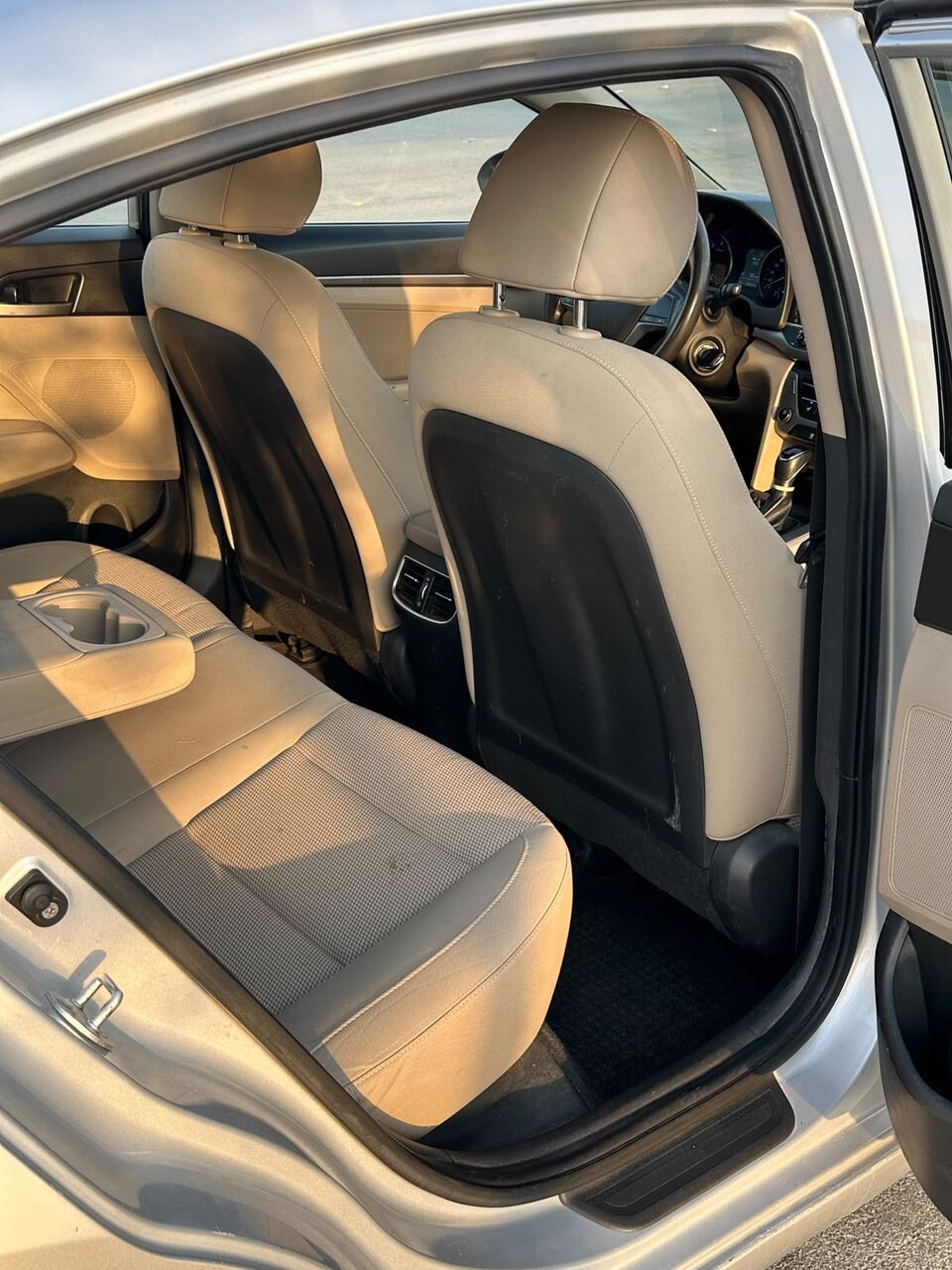 Al Salam, Vehicles, Cars & Trucks , SAR 30000,  Hyundai Elantra,  2017,  Automatic,  290000 KM,