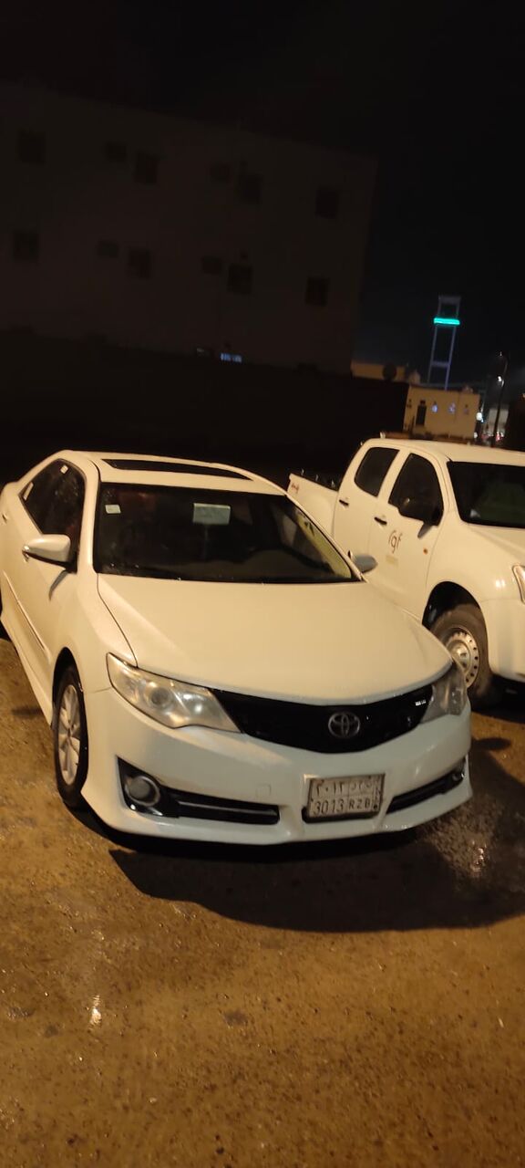 Riyadh, Vehicles, Cars & Trucks , SAR 25000,  2012,  2012,  Automatic,  400000 KM,  Camery