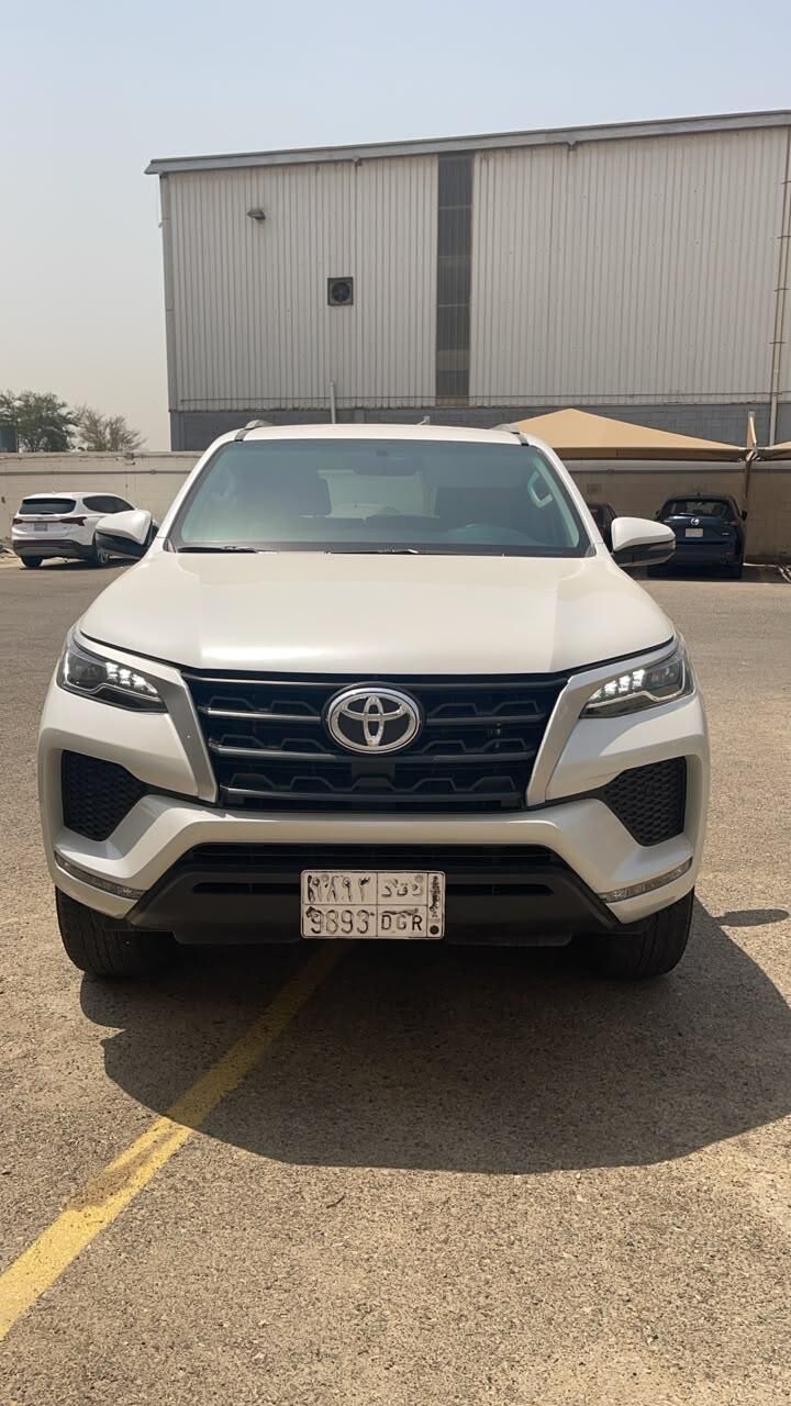 Jeddah, Vehicles, Cars & Trucks , SAR 105000,  Toyota Fortuner,  2024,  Automatic,  37000 KM,  Fortuner