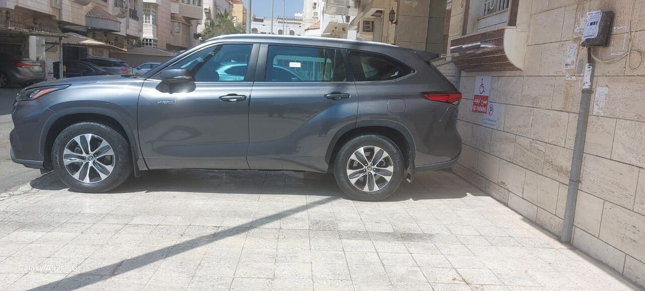 Al Faisaliyah, Vehicles, Cars & Trucks , SAR 130000,  Toyota Highlander Hybrid,  2023,  Automatic,  29200 KM,  FOR SALE &ndash;  GLE 4X4