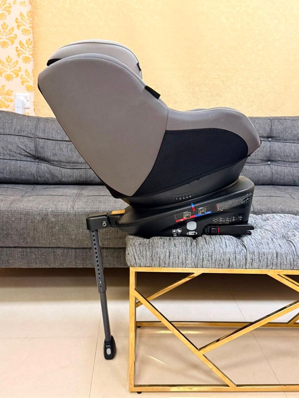 Jeddah, Baby & Kid Stuff, SAR 700,  Joie (UK Brand) Baby Comfortable Car Seat 360 Rotateable With Iso Fix Base