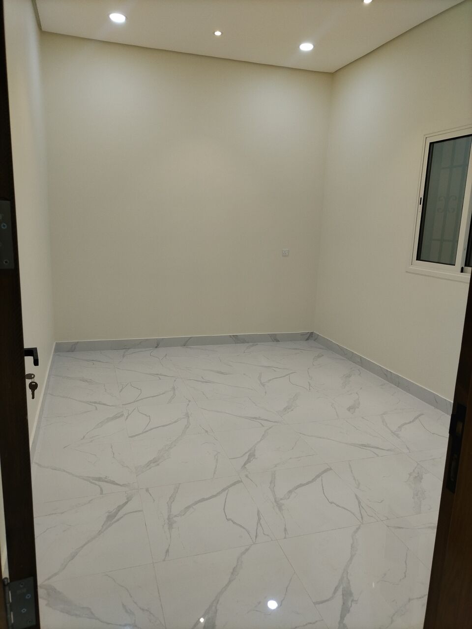 Khobar, Apartments, Flats, Houses & Villas, SAR 27000/year,  2 BR,  Family Apartment For Rent (Two Rooms, Two Bathrooms, Air-conditioned Kitchen, Split Passen