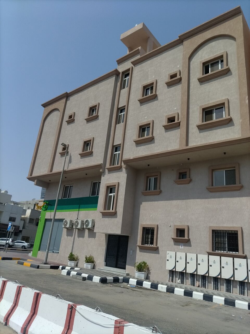 Khobar, Apartments, Flats, Houses & Villas, SAR 26000/month,  2 BR,  Family Apartment For Rent (Two Rooms, Two Bathrooms, Air-conditioned Kitchen, Split Passen