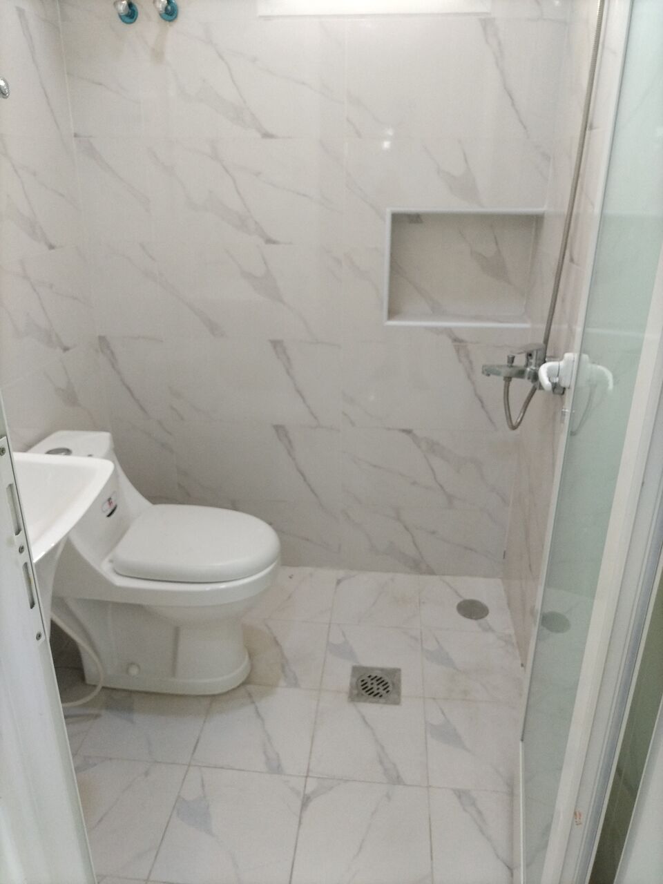 Khobar, Apartments, Flats, Houses & Villas, SAR 26000/month,  2 BR,  Family Apartment For Rent (Two Rooms, Two Bathrooms, Air-conditioned Kitchen, Split Passen