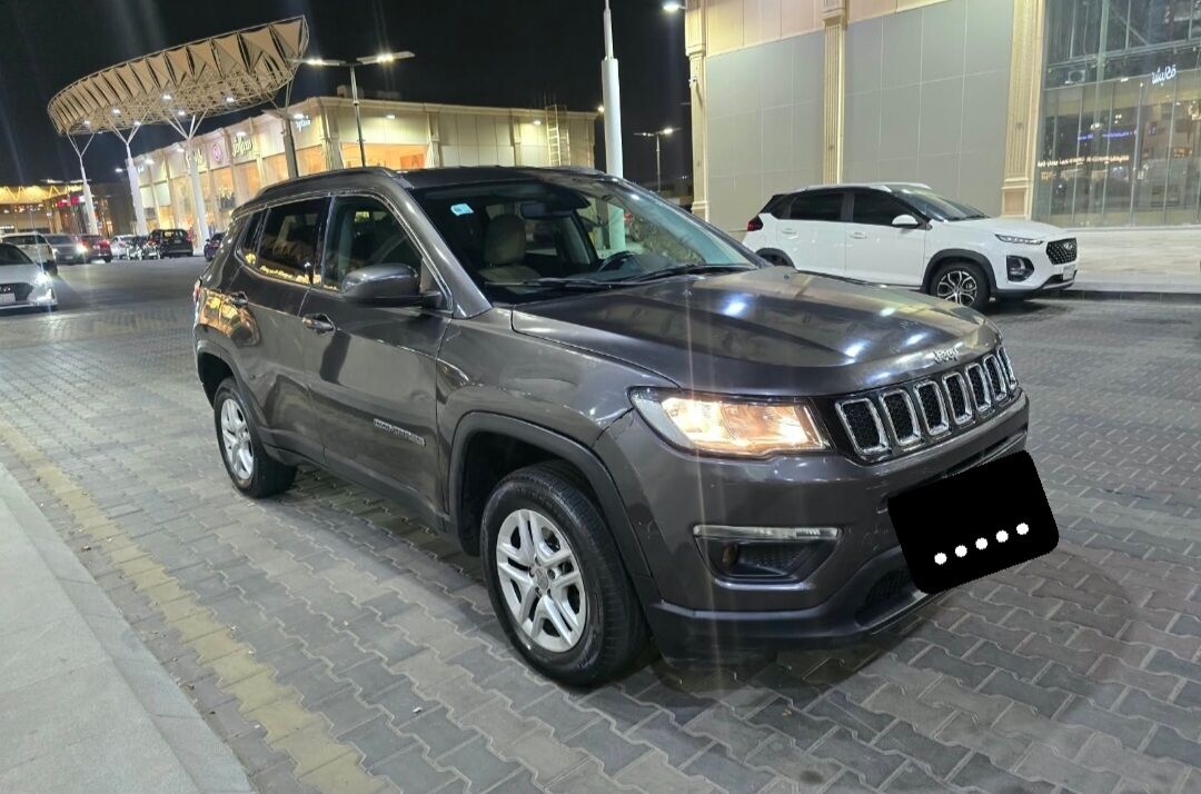 Jeddah, Vehicles, Cars & Trucks , SAR 30000,  Jeep Compass,  2018,  Automatic,  145000 KM,