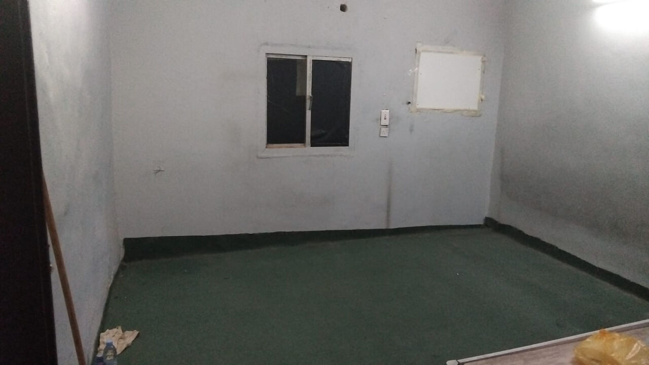 Umm Al Hamam, Household, House For Rent-umal Hummam Sharqiya 50m From Main Market And Metro Bus Station