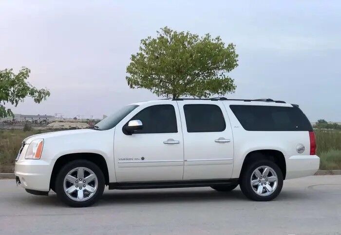 Jubail, Vehicles, Cars & Trucks , SAR 82000,  GMC Yukon 2012 - SLT, Single Owner, Low Mileage, Kept In Storage.low  Km 91.000,  2012,  91000 KM,  Jubail Down Town