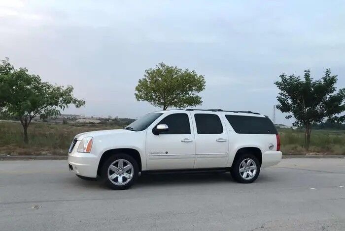 Jubail, Vehicles, Cars & Trucks , SAR 82000,  GMC Yukon 2012 - SLT, Single Owner, Low Mileage, Kept In Storage.low  Km 91.000,  2012,  91000 KM,  Jubail Down Town