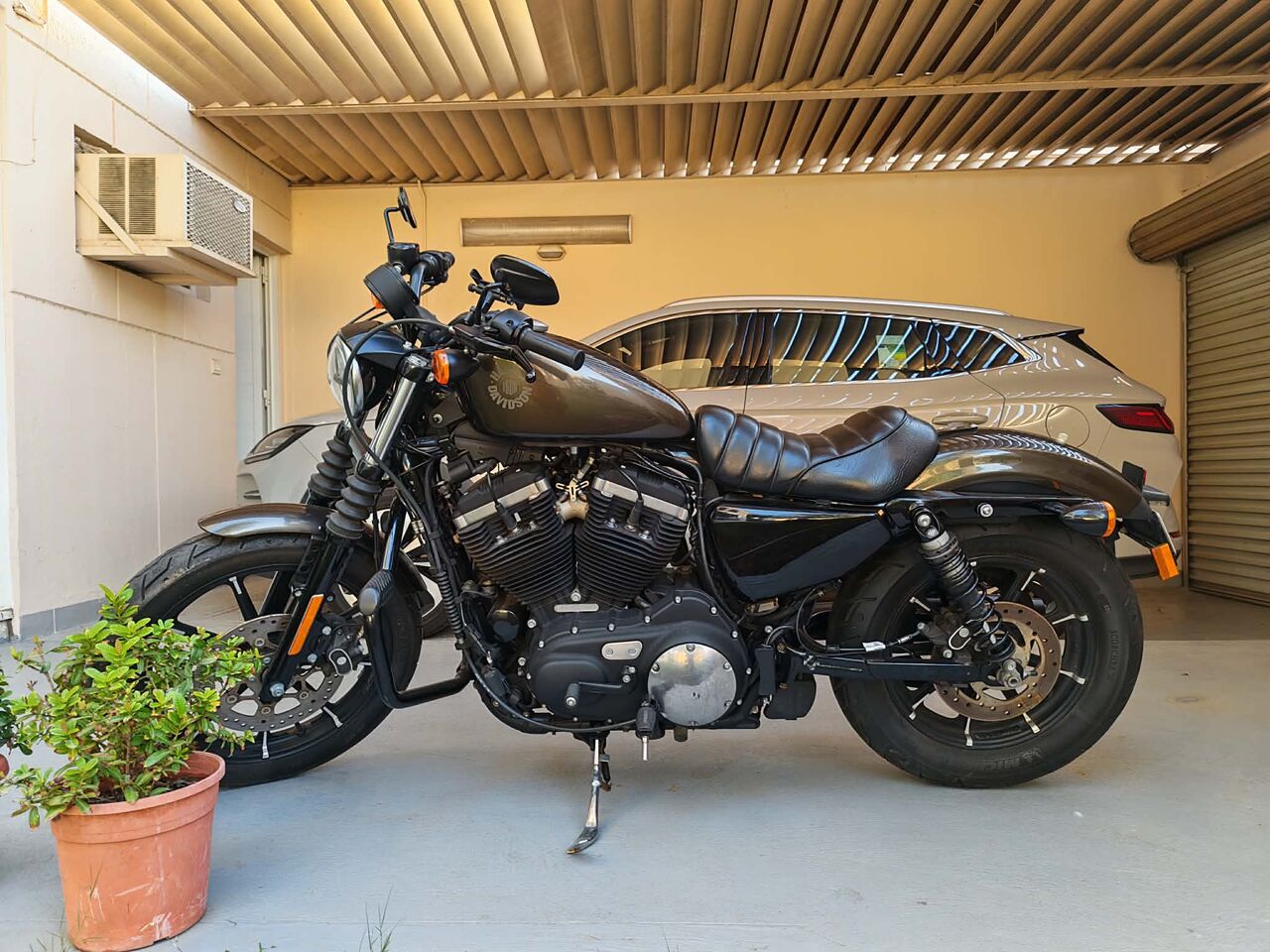 Jeddah, Motorcycles, SAR 36000,  HARLEY-DAVIDSON IRON 883 &ndash; 2020 I Like New, USED Only 2350km
