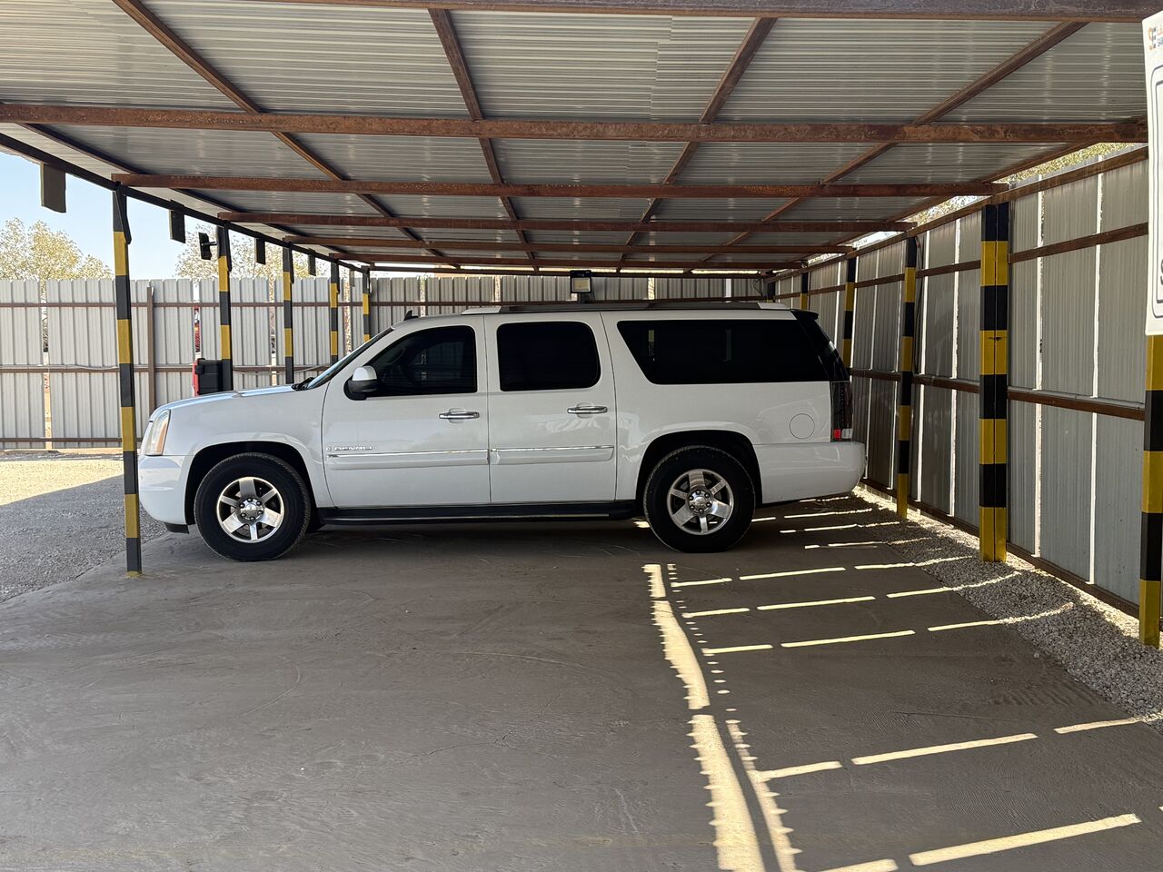 Jubail, Vehicles, Cars & Trucks , SAR 25000,  GMC Denali,  2007,  Automatic,  271053 KM,   Yukon XL, Mint Condition, FAHAS Pass Till 05/2027