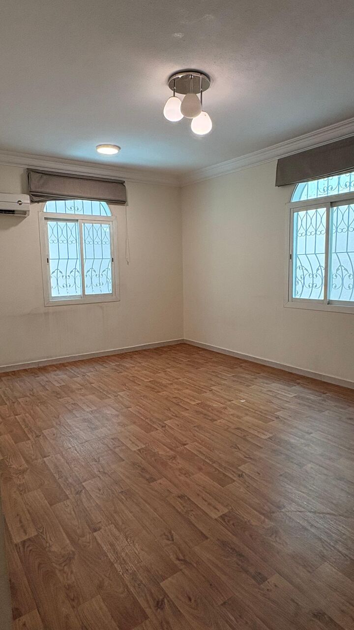 Riyadh, Apartments, Flats, Houses & Villas, SAR 95000/year,  3 BR,  4 Sq. Meter,  Down Floor For Rent 3 Bedrooms Exit 4 Alsahafah District