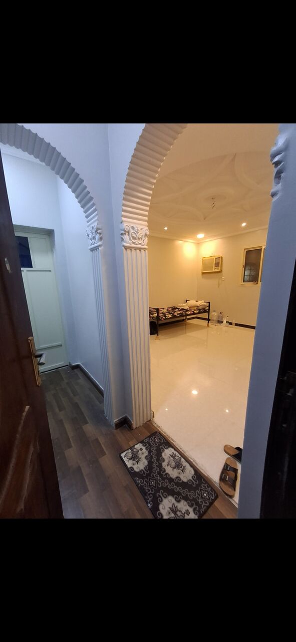 Jubail, Sublets, SAR 1000/month,  1 BR,  400 Sq. Feet,  Single Bed Room With Toilet And Seperate Space To Sublet