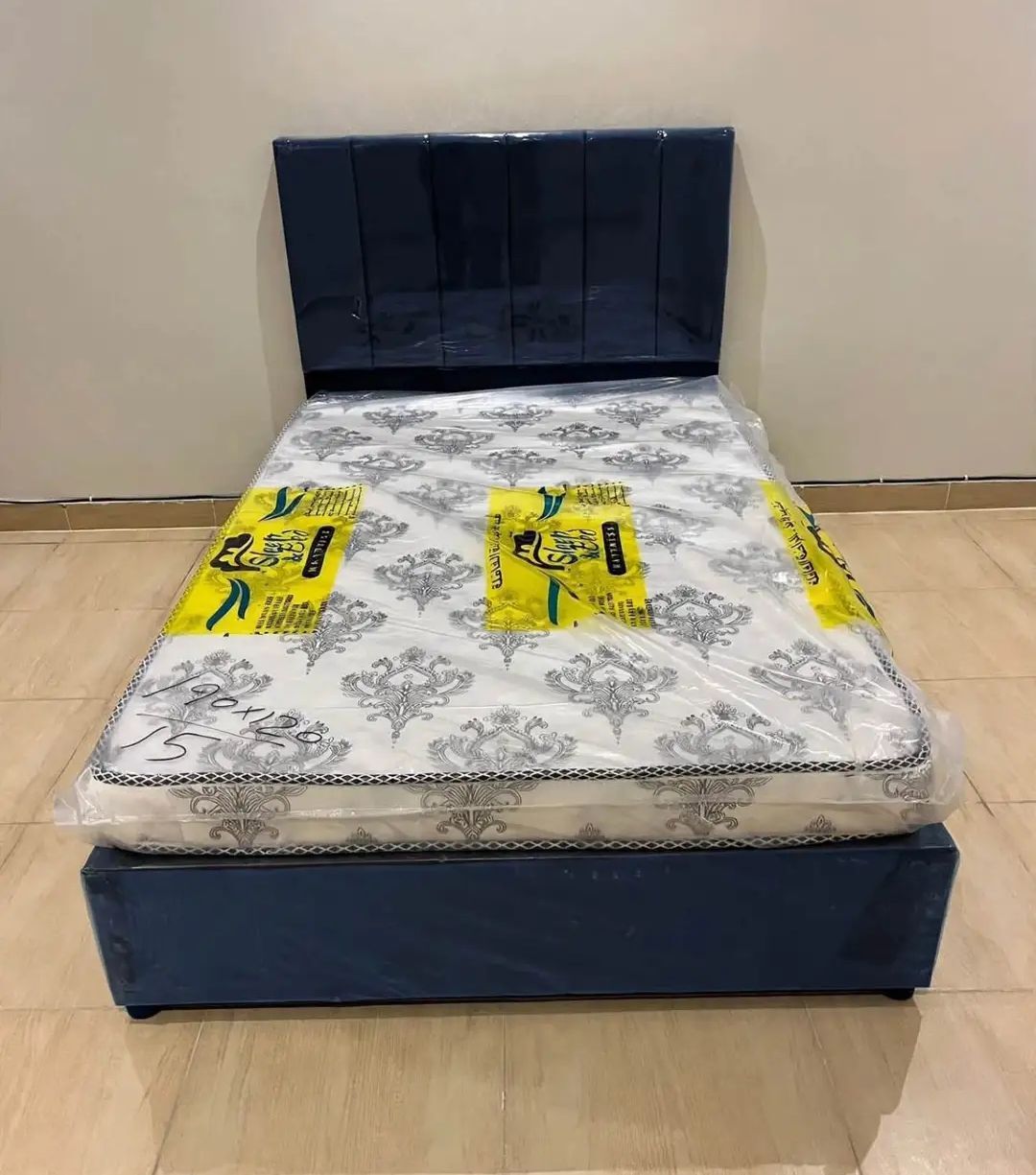 Jeddah, Furniture, SAR 5,  New Medium Bed With Mattress Available In Low Price