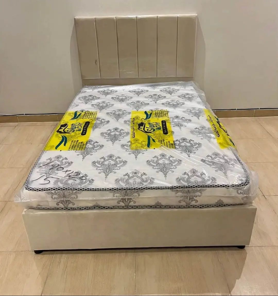 Jeddah, Furniture, SAR 5,  New Medium Bed With Mattress Available In Low Price