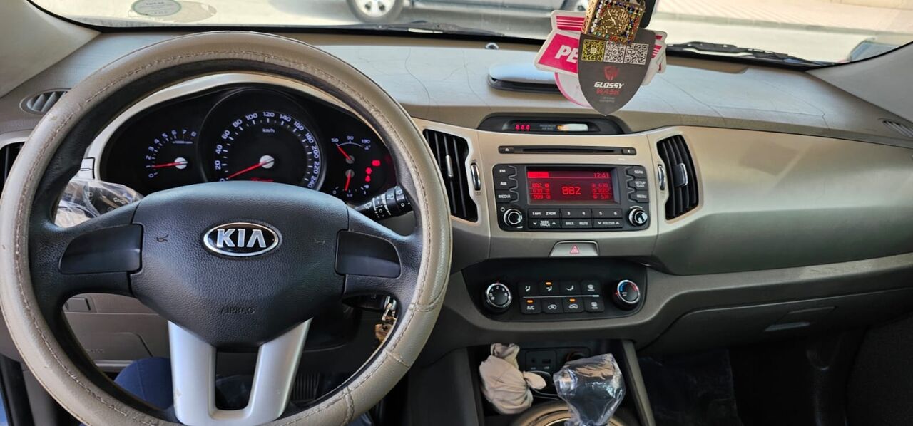 Jubail, Vehicles, Cars & Trucks , SAR 32000,  Kia Sportage,  2015,  Automatic,  212000 KM,   Standard &ndash;  Model Engine: 2.0L Mileage:  Condition: Excellent