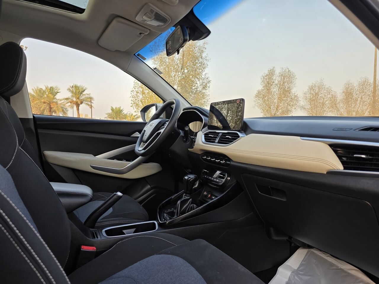 Riyadh, Vehicles, Cars & Trucks , SAR 40000,  Chevrolet Captiva Full Option,  2023,  Automatic,  150000 KM,    Year:  Very Good Condition Accident Free