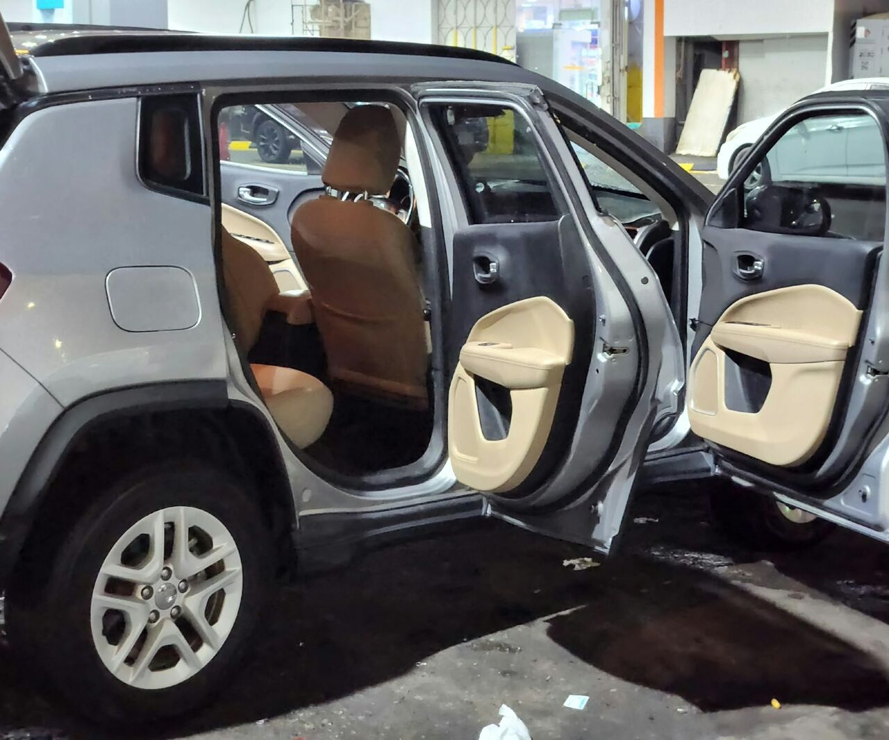 Jeddah, Vehicles, Cars & Trucks , SAR 40000,  Jeep Compass,  2019,  Automatic,  128 KM,