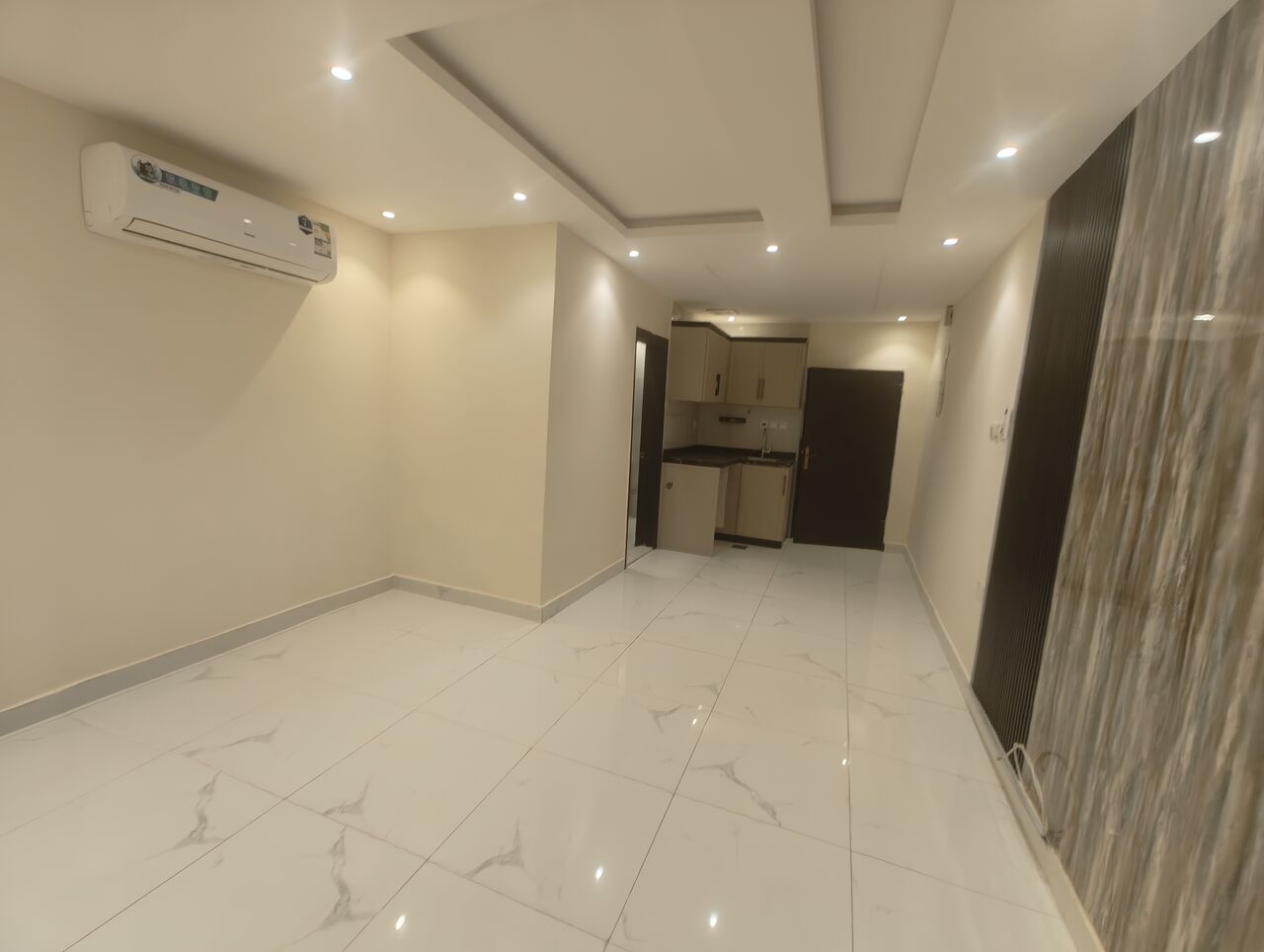 Al Wizarat, Apartments, Flats, Houses & Villas, SAR 31000/year,  1 BR,  1BHK Family Apartment Available In Al Wizarat Near Marriott Hotel
