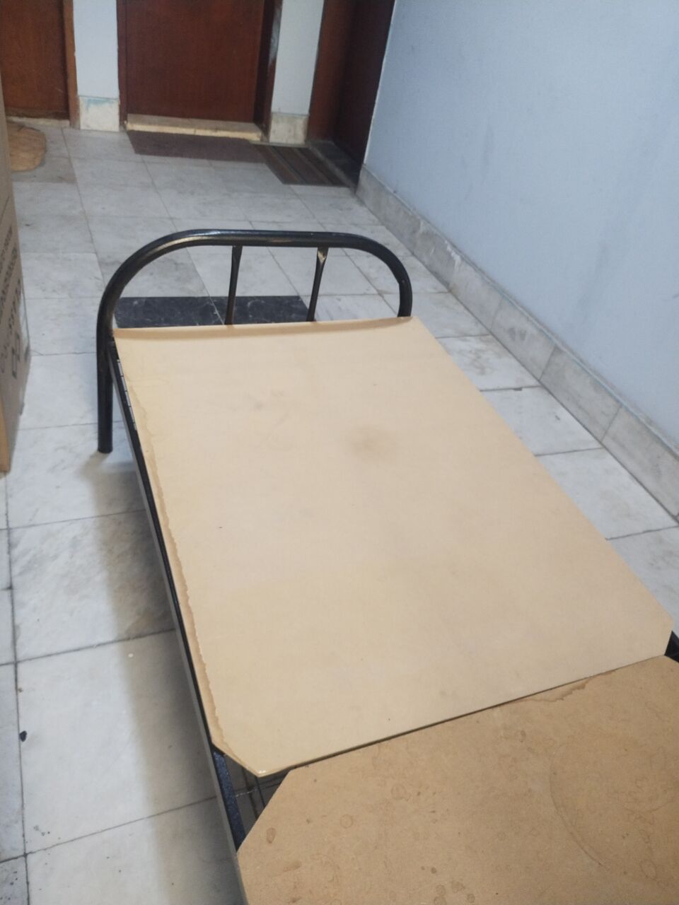 Al Thuqbah, Furniture, SAR 150,  Single Bed With Woden Blocks