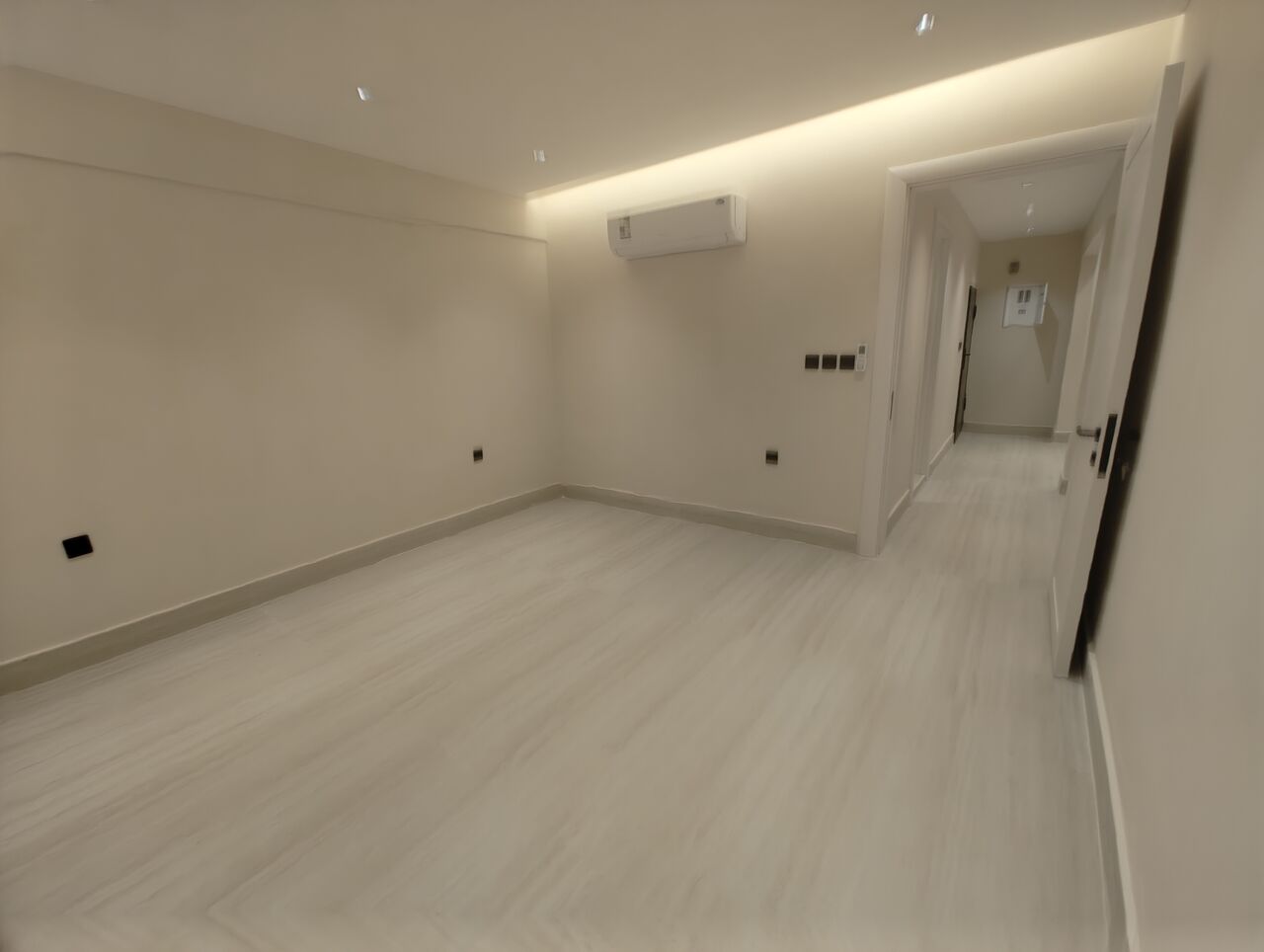 Al Wizarat, Apartments, Flats, Houses & Villas, SAR 41000/year,  2 BR,  2BHK Family Apartment Available In Al Wizarat Near Marriott Hotel