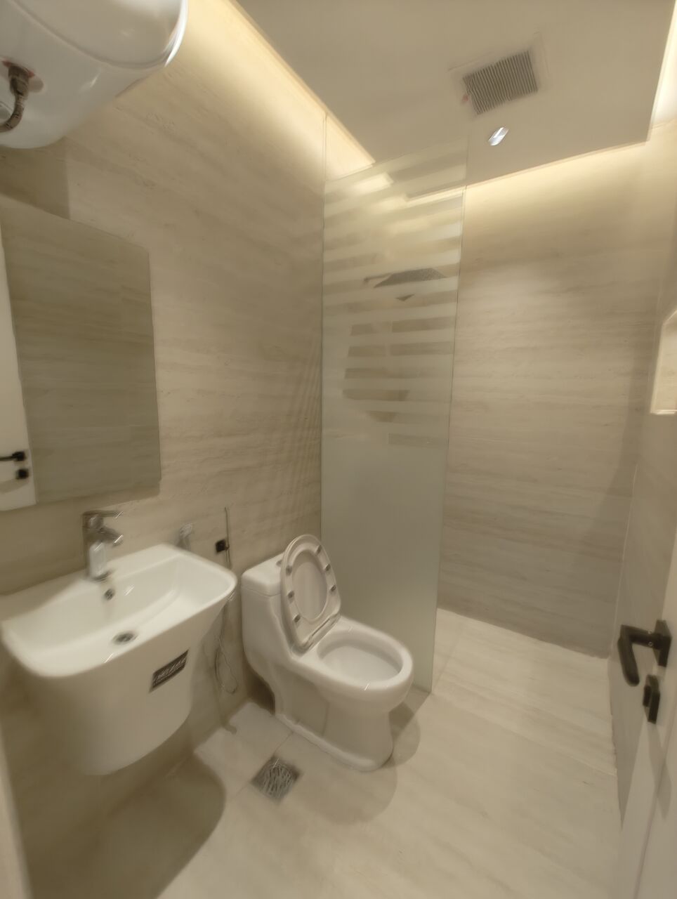 Al Wizarat, Apartments, Flats, Houses & Villas, SAR 41000/year,  2 BR,  2BHK Family Apartment Available In Al Wizarat Near Marriott Hotel