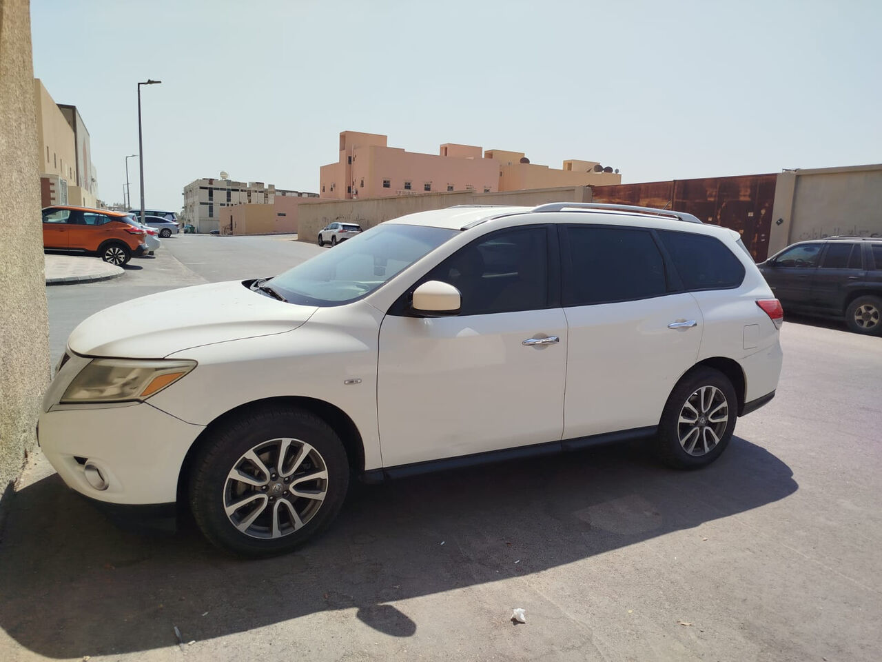 Al Malaz, Vehicles, Cars & Trucks , SAR 25000,  Nissan Pathfinder,  2014,  Automatic,  273000 KM,