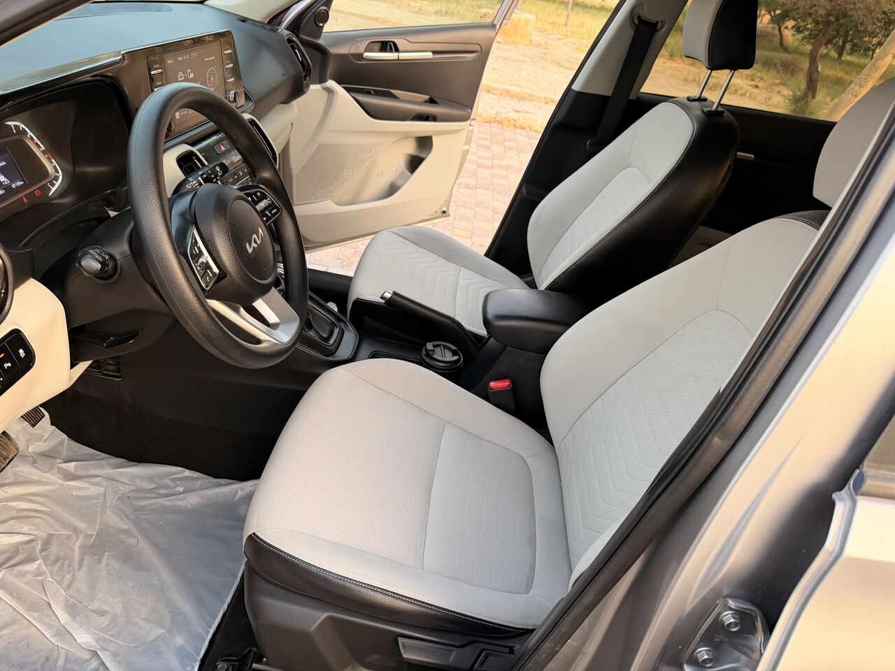 Al Badiah, Vehicles, Cars & Trucks , SAR 44000,  Kia Sonet Mid Options,  2023,  Automatic,  85000 KM,  Neat And Clean Family Used SUV