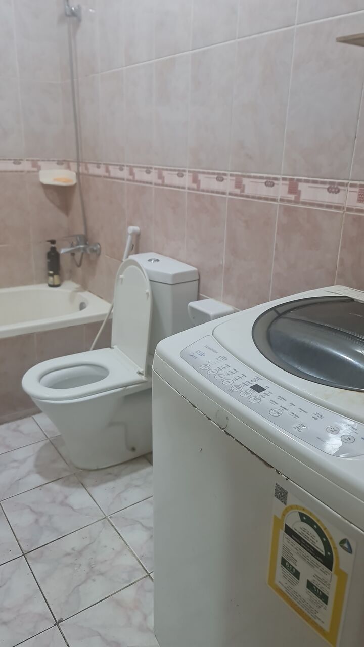 Jeddah, Rooms for Rent, SAR 450/month,  Furnished,  Bed Space Available In A Prime Location In Aziziyah Including Electricity And Water