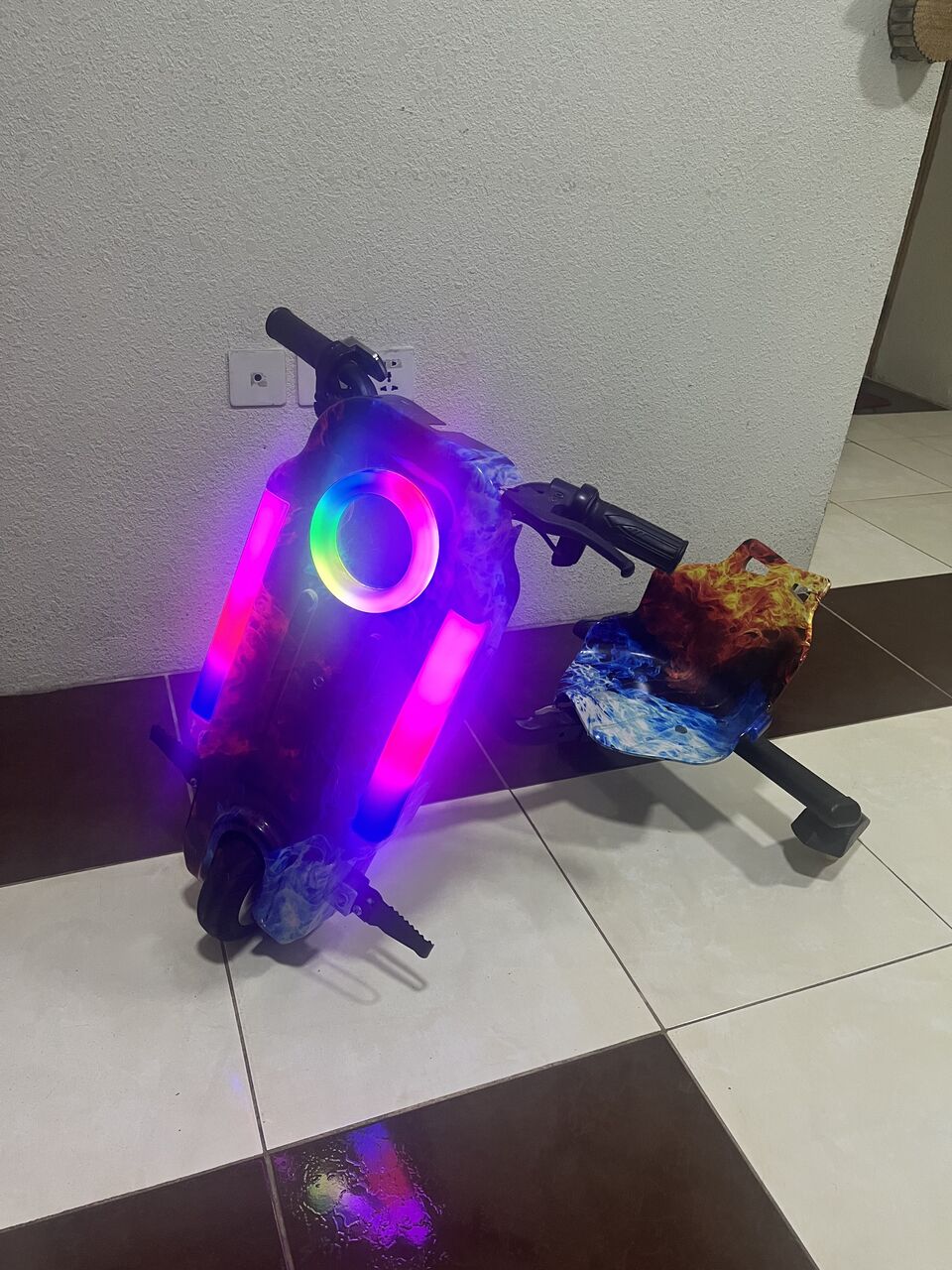 Jubail, Baby & Kid Stuff, SAR 300,  Electric Drift Scooter For Sale