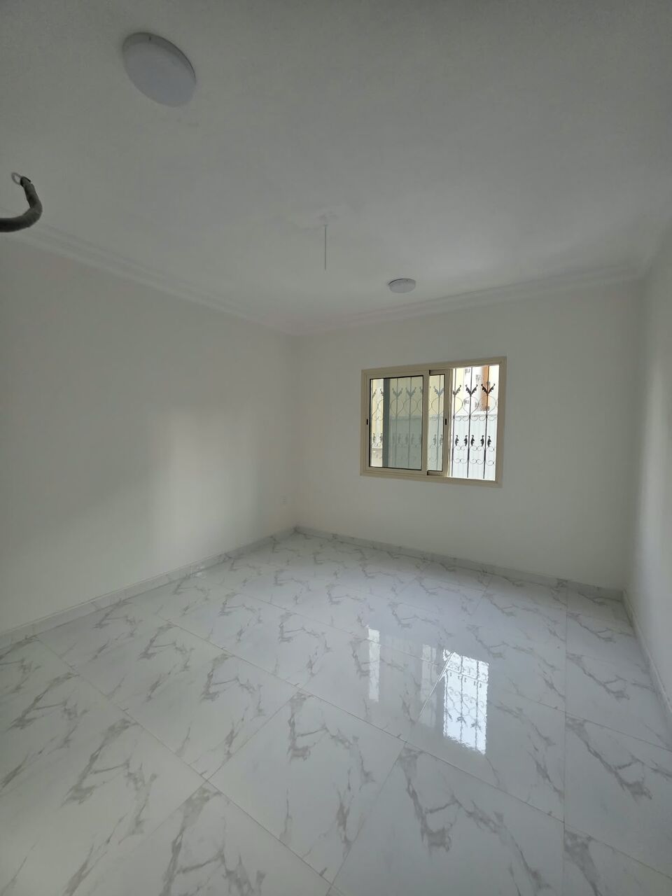 Khobar, Apartments, Flats, Houses & Villas, SAR 1850/month,  2 BR,  Consists Of:- 2 Bedrooms, Room   2 Bathrooms, And A Kitchen,  Fast Floor, External Apartme