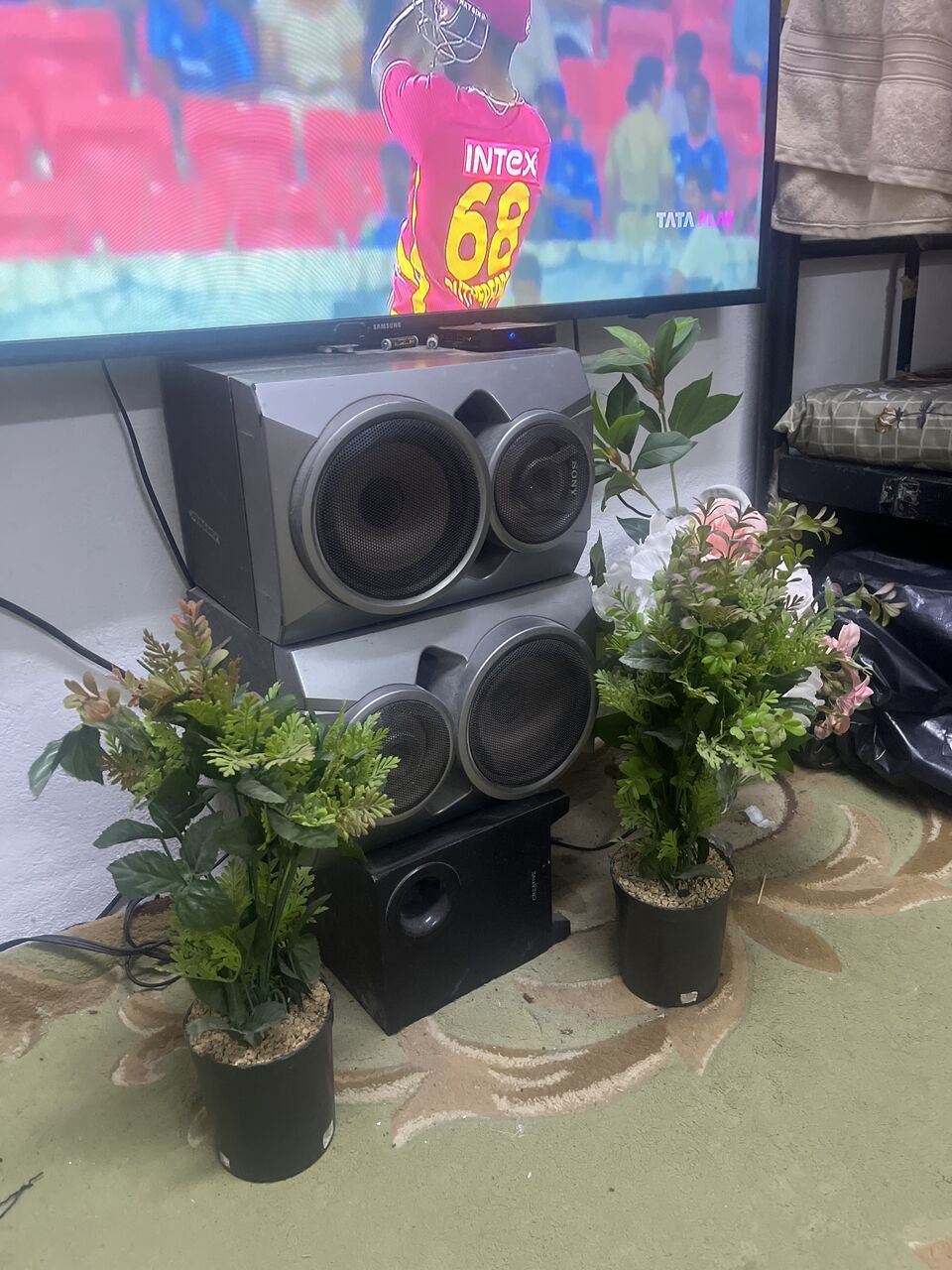 Jubail, Electrical & Plumbing, SAR 600,  Sansang LCD And Speker