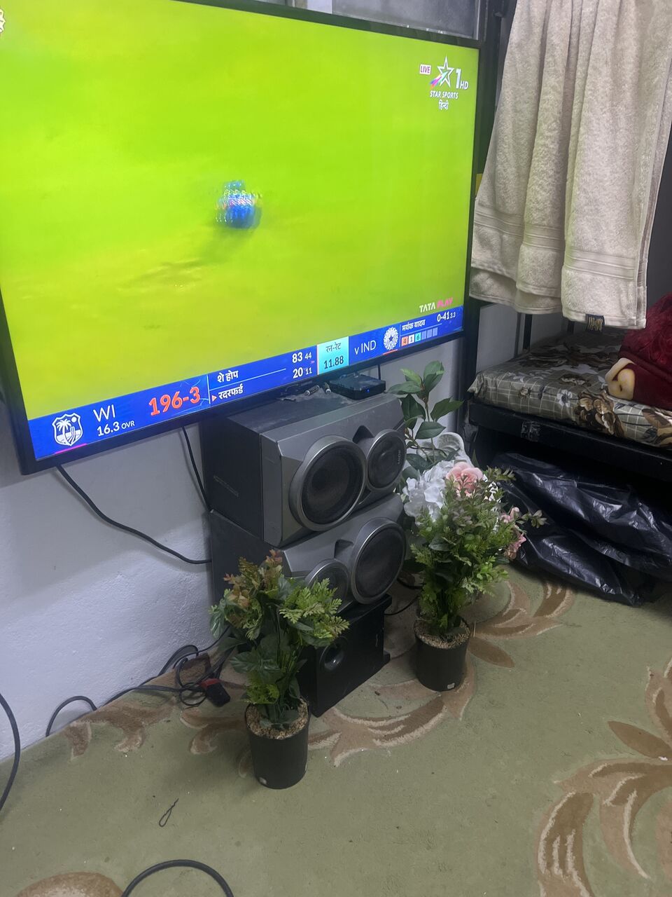 Jubail, Electrical & Plumbing, SAR 600,  Sansang LCD And Speker