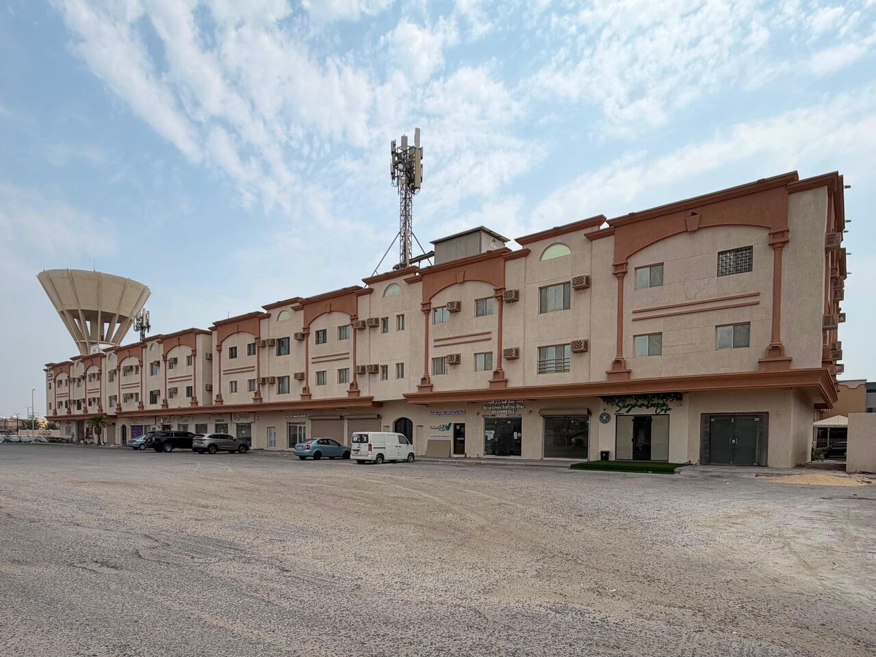 Dammam, Apartments, Flats, Houses & Villas, SAR 27500/year,  3 BR,  Family Apartment For Rent 23/112