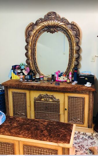 Yanbu, Household Items, SAR 125,  Dressing Mirror With Sitting Bench