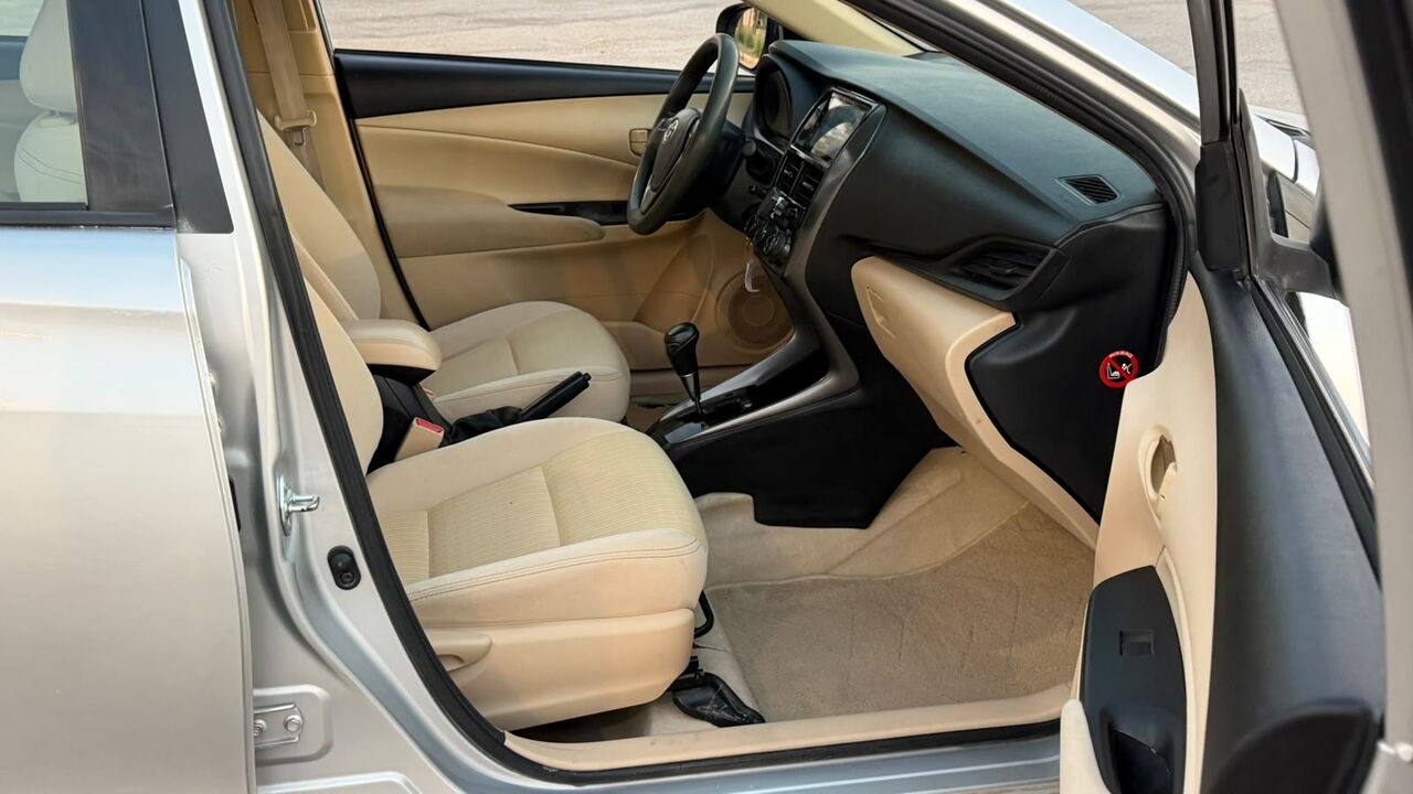 Riyadh, Vehicles, Cars & Trucks , SAR 33000,  Toyota Yaris,  2022,  Automatic,  200000 KM,