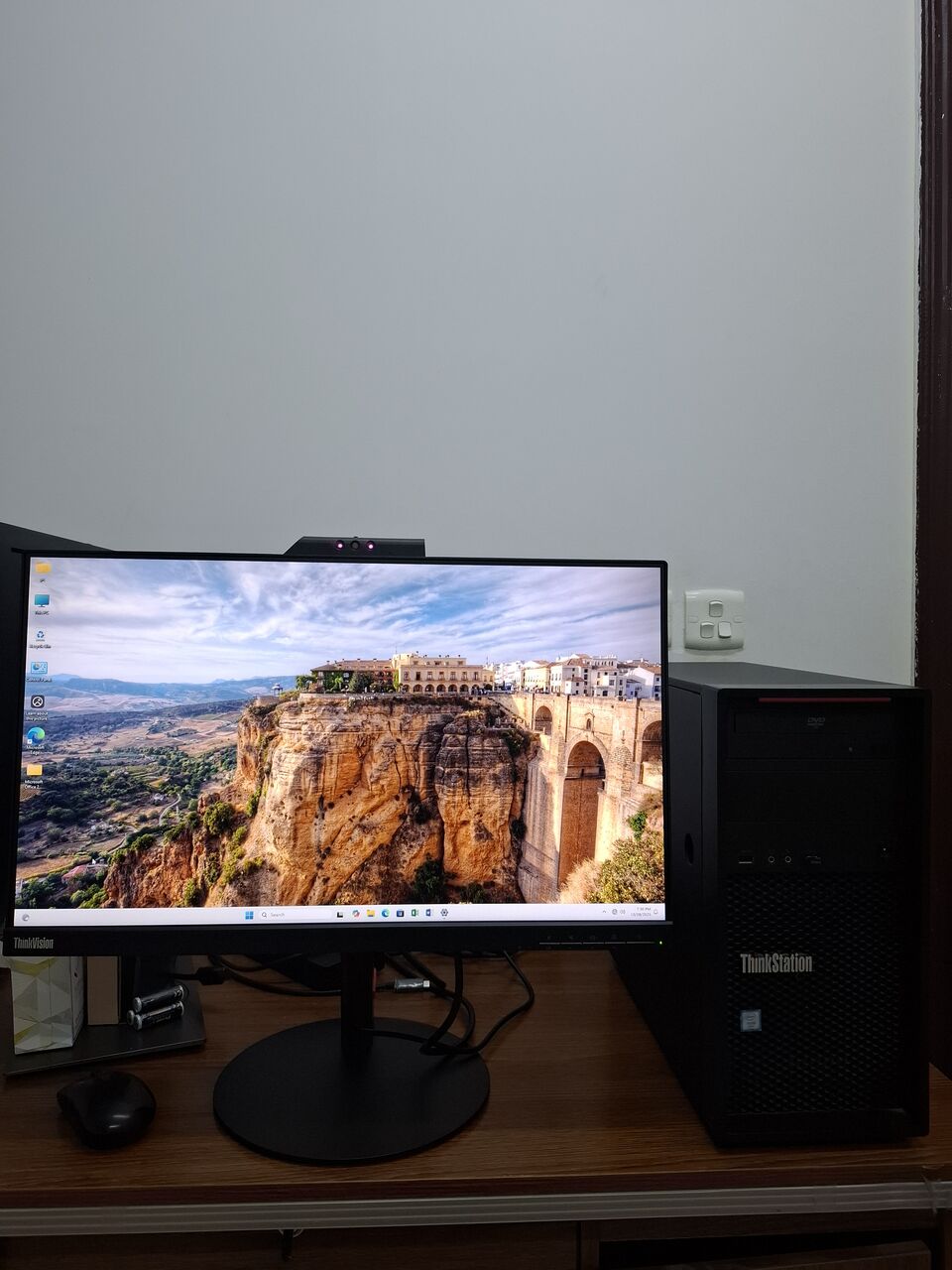 Riyadh, Computers, SAR 3200,  Lenovo ThinkStation P520c Workstation With The Below Configuration For Sale
