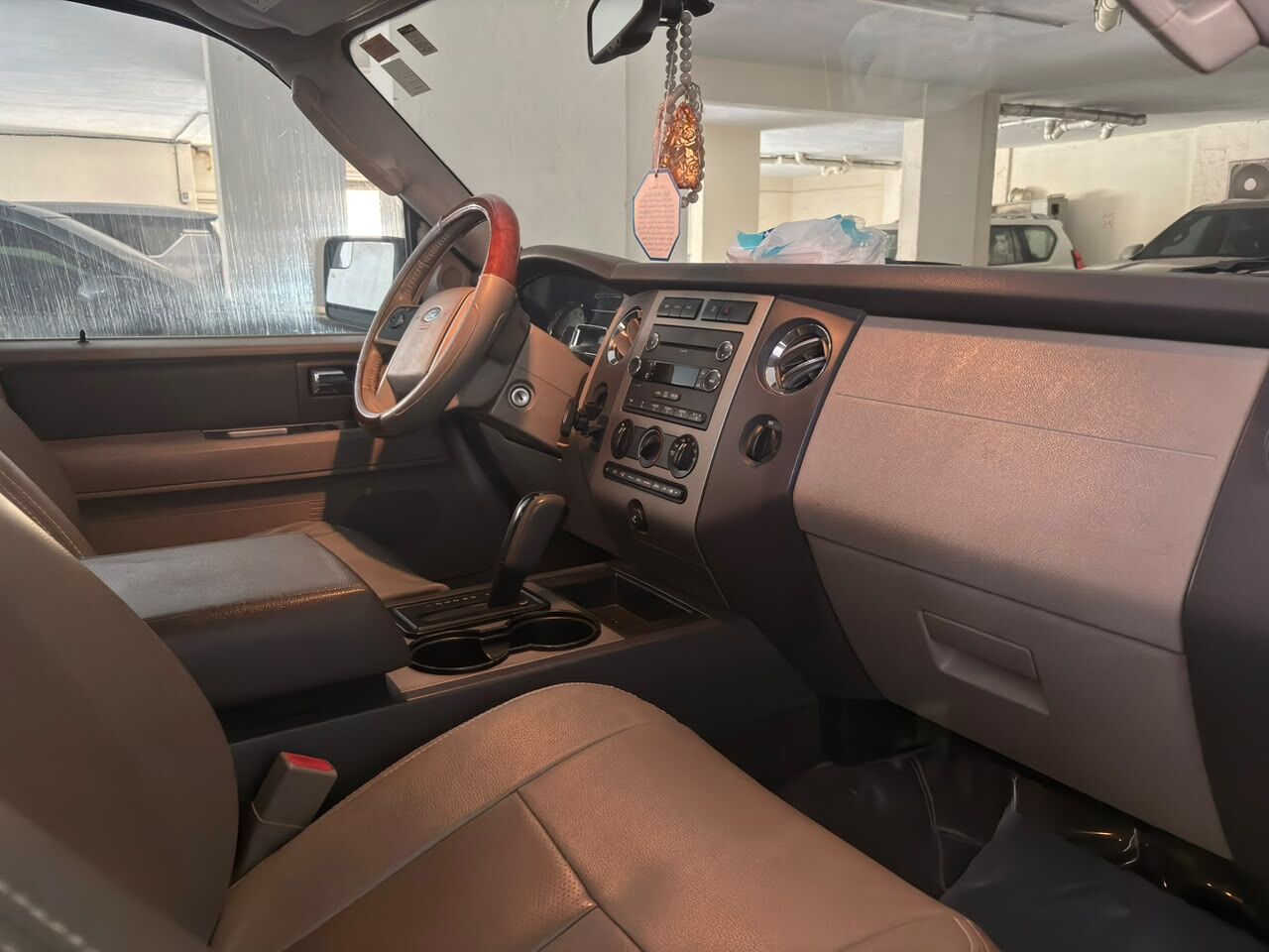 Jubail, Vehicles, Cars & Trucks , SAR 40000,  Ford Expedition,  2013,  Automatic,  223000 KM,  Family Car  Model  Standard 4 X 2 Is For Sale 40000/= SAR