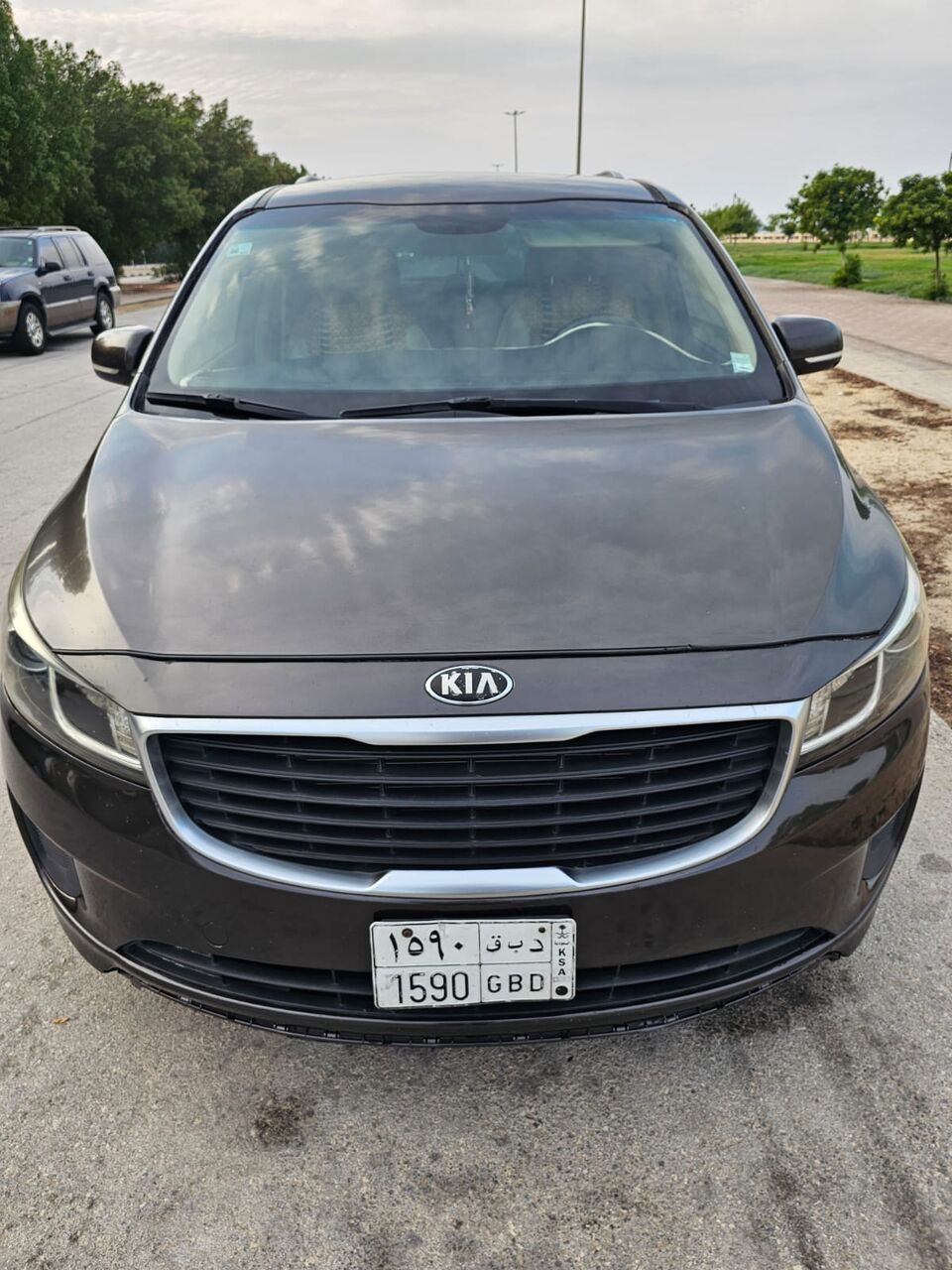 Jubail, Vehicles, Cars & Trucks , SAR 35000,  Kia Carnival,  2017,  Automatic,  292000 KM,  Full Option SUV, Family Used