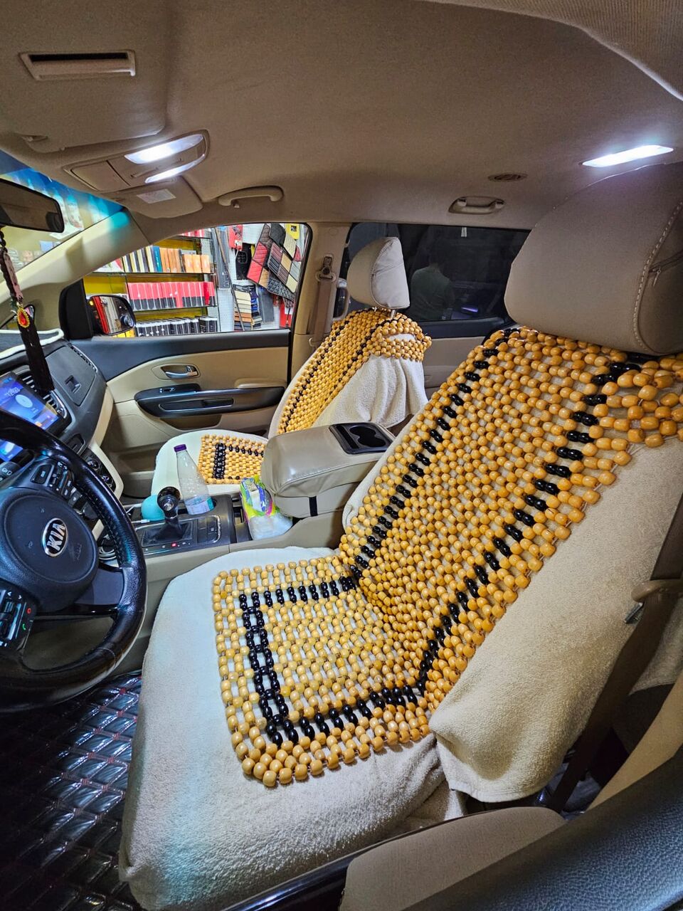 Jubail, Vehicles, Cars & Trucks , SAR 35000,  Kia Carnival,  2017,  Automatic,  292000 KM,  Full Option SUV, Family Used