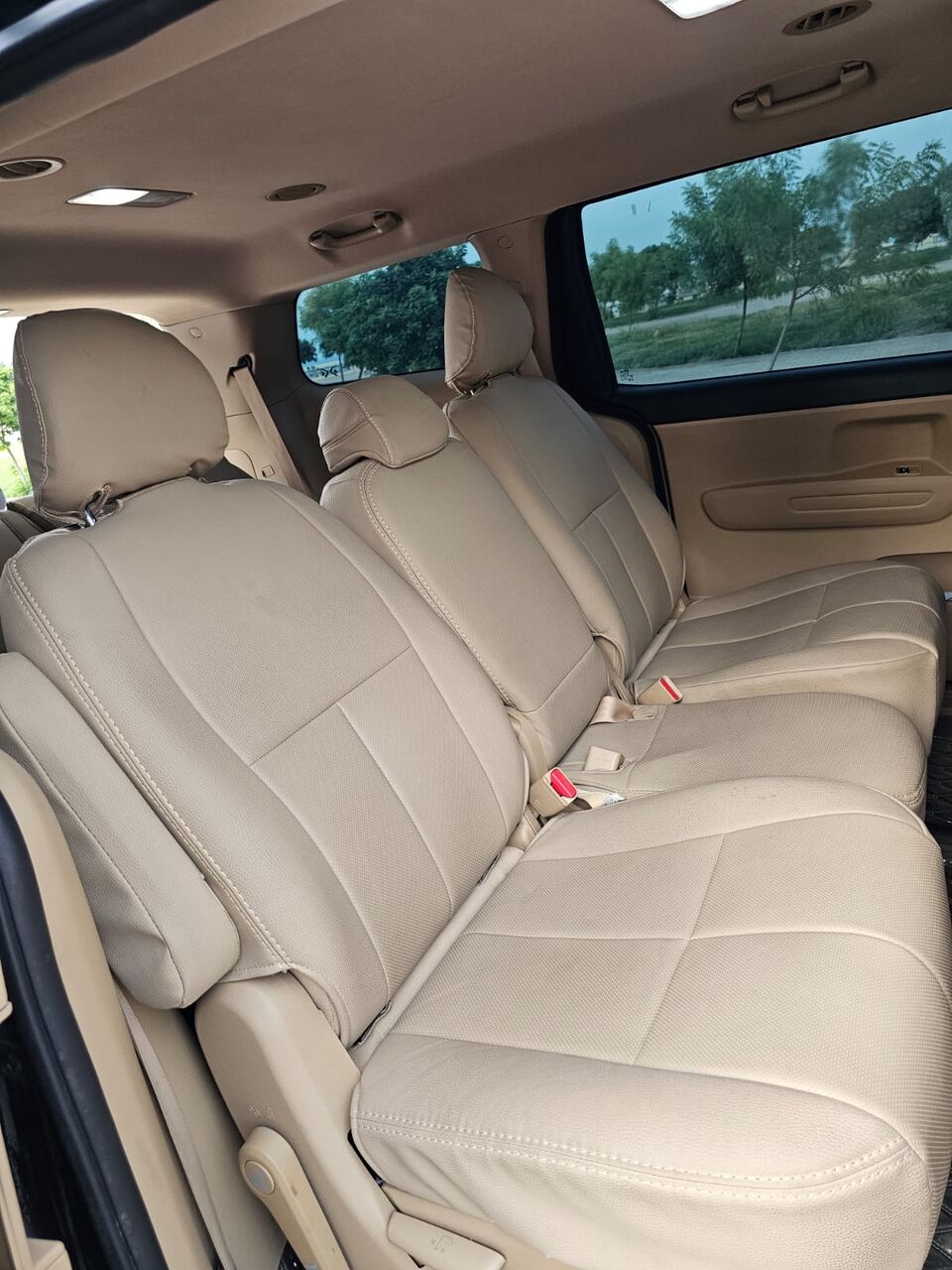 Jubail, Vehicles, Cars & Trucks , SAR 35000,  Kia Carnival,  2017,  Automatic,  292000 KM,  Full Option SUV, Family Used