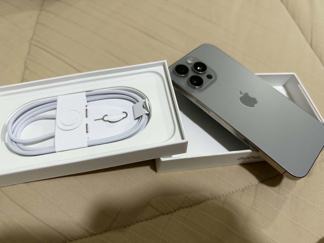 Al Khobar Al Shamalia, Mobile Phones, SAR 3500,  Iphone 16 Promax 256GB