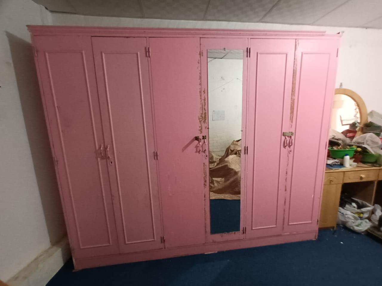 Riyadh, Furniture, SAR 100,  Almari Cupboard Wardrobe