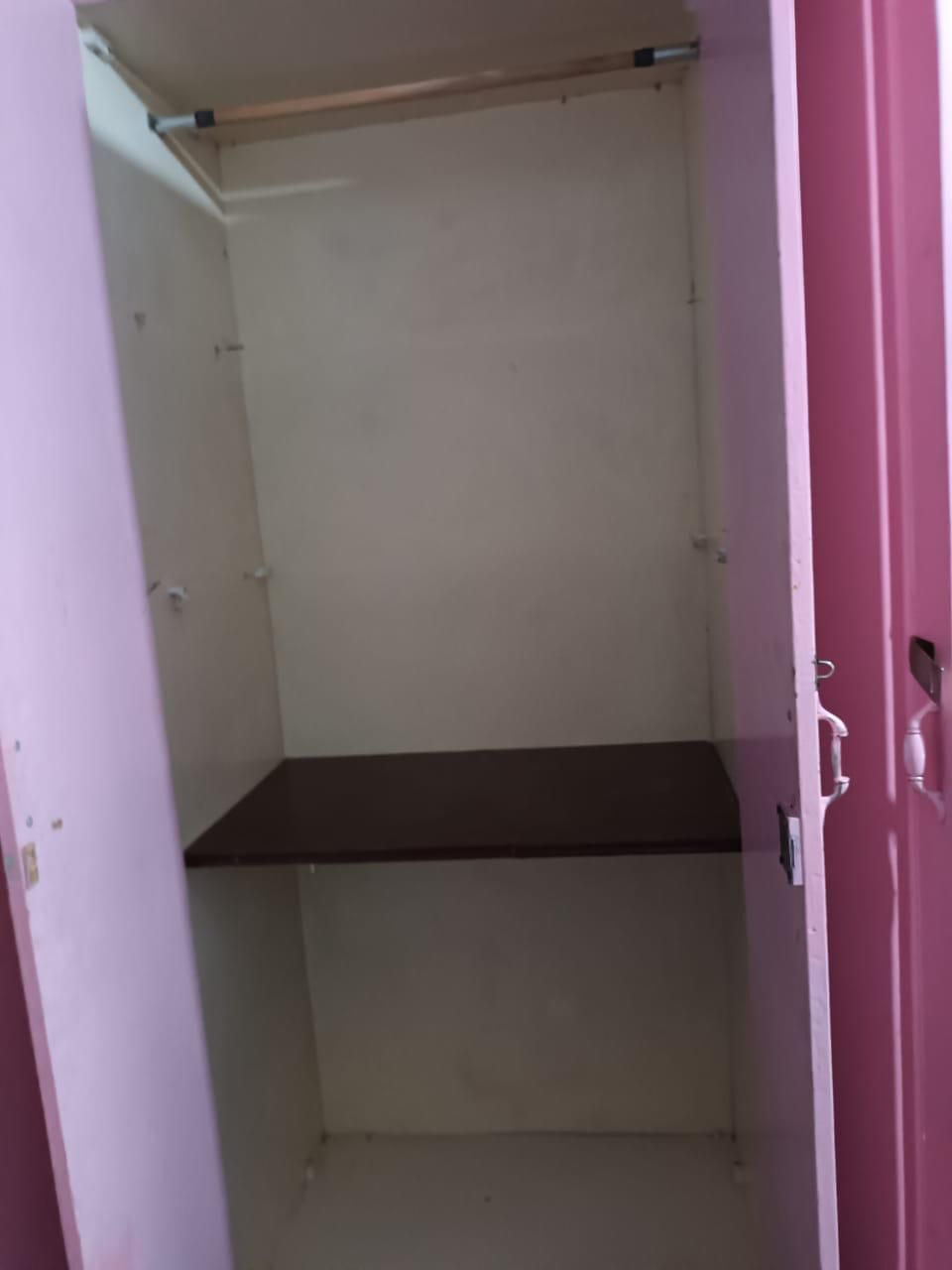 Riyadh, Furniture, SAR 100,  Almari Cupboard Wardrobe