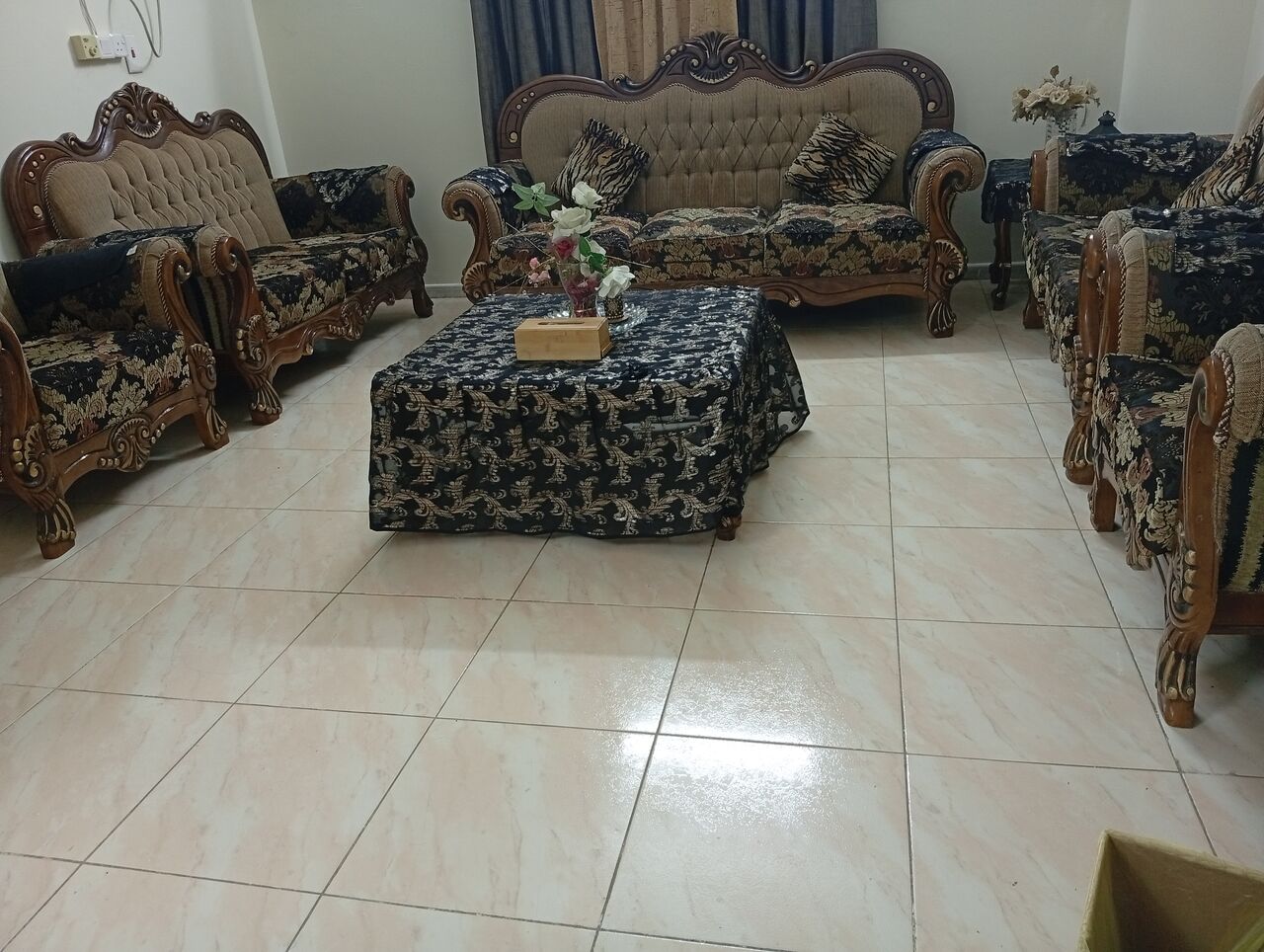 Jeddah, Furniture, SAR 350,  Heavy Duty Sofa Set 9 Seater+tables