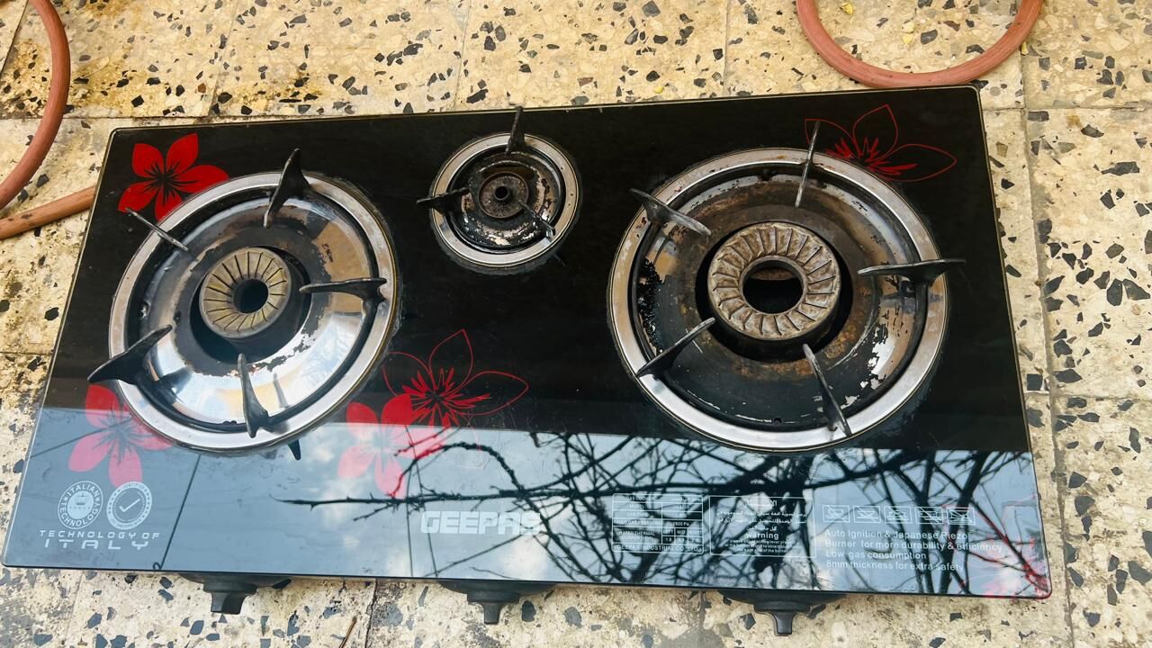 Jubail, Appliances, SAR 150,  3 BURNER GLASS -GAS STOVE FOR SALE
