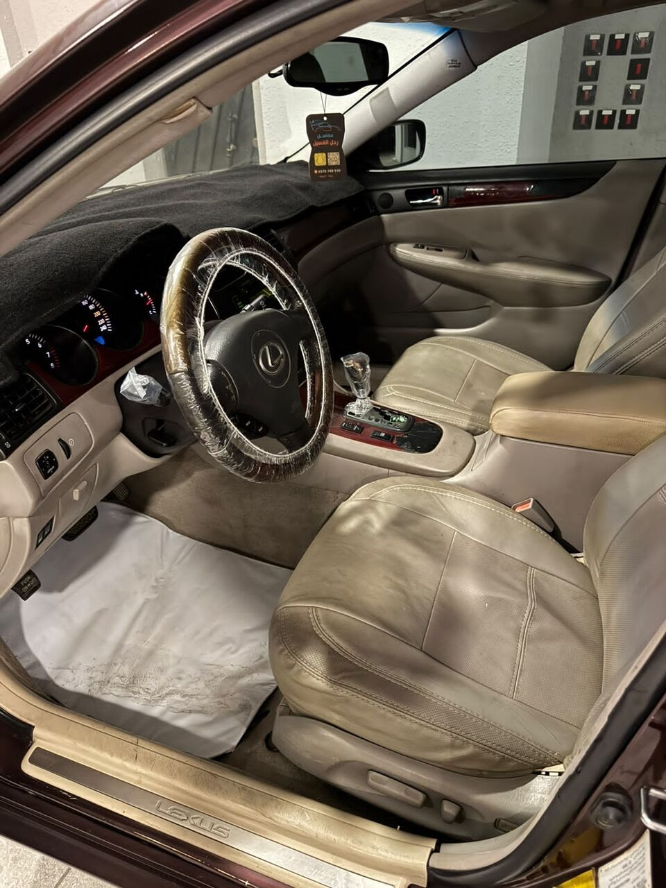 Jeddah, Vehicles, Cars & Trucks , SAR 19000,  Lexus ES,  2003,  Automatic,  187000 KM,  300 No Accidents Price Negotiable