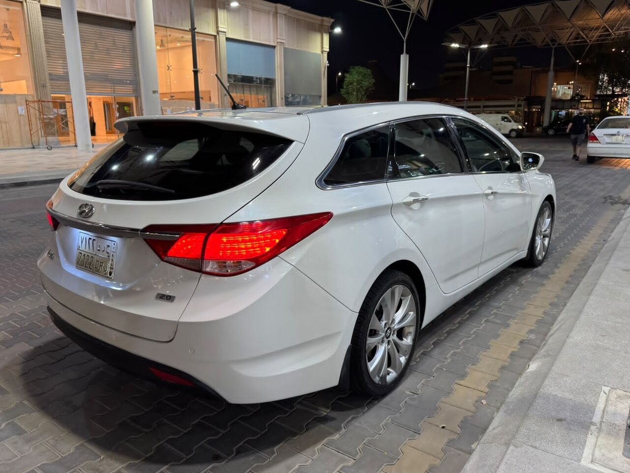 Jeddah, Items Wanted, Hyundai I40 ( 4 Cylinders) Panoramic Roof